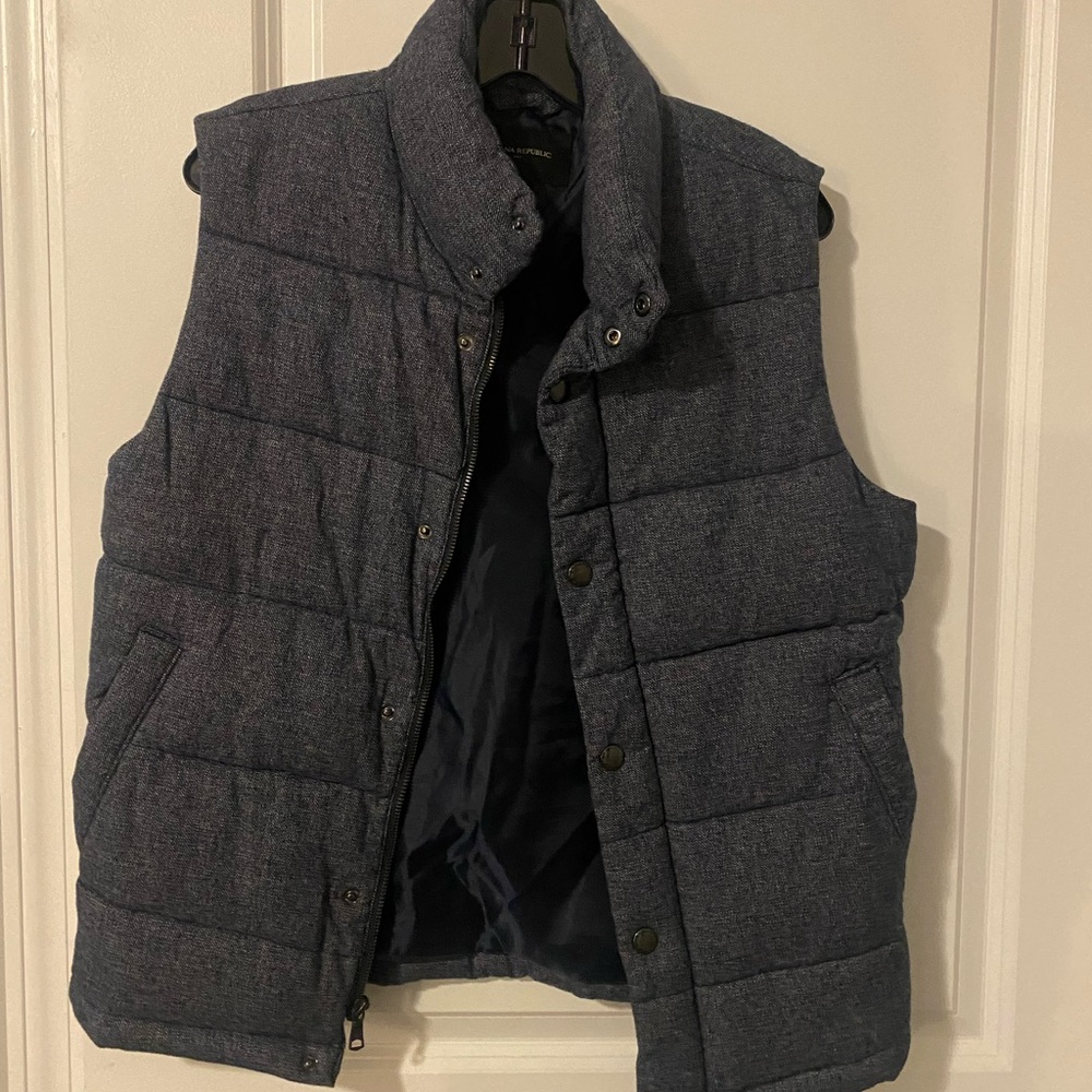 Men's Banana Republic puffer vest
